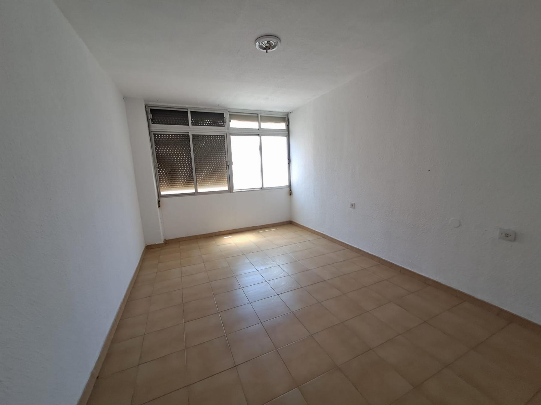 Venta de piso en Almería