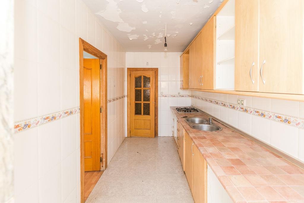 For sale of flat in Almería