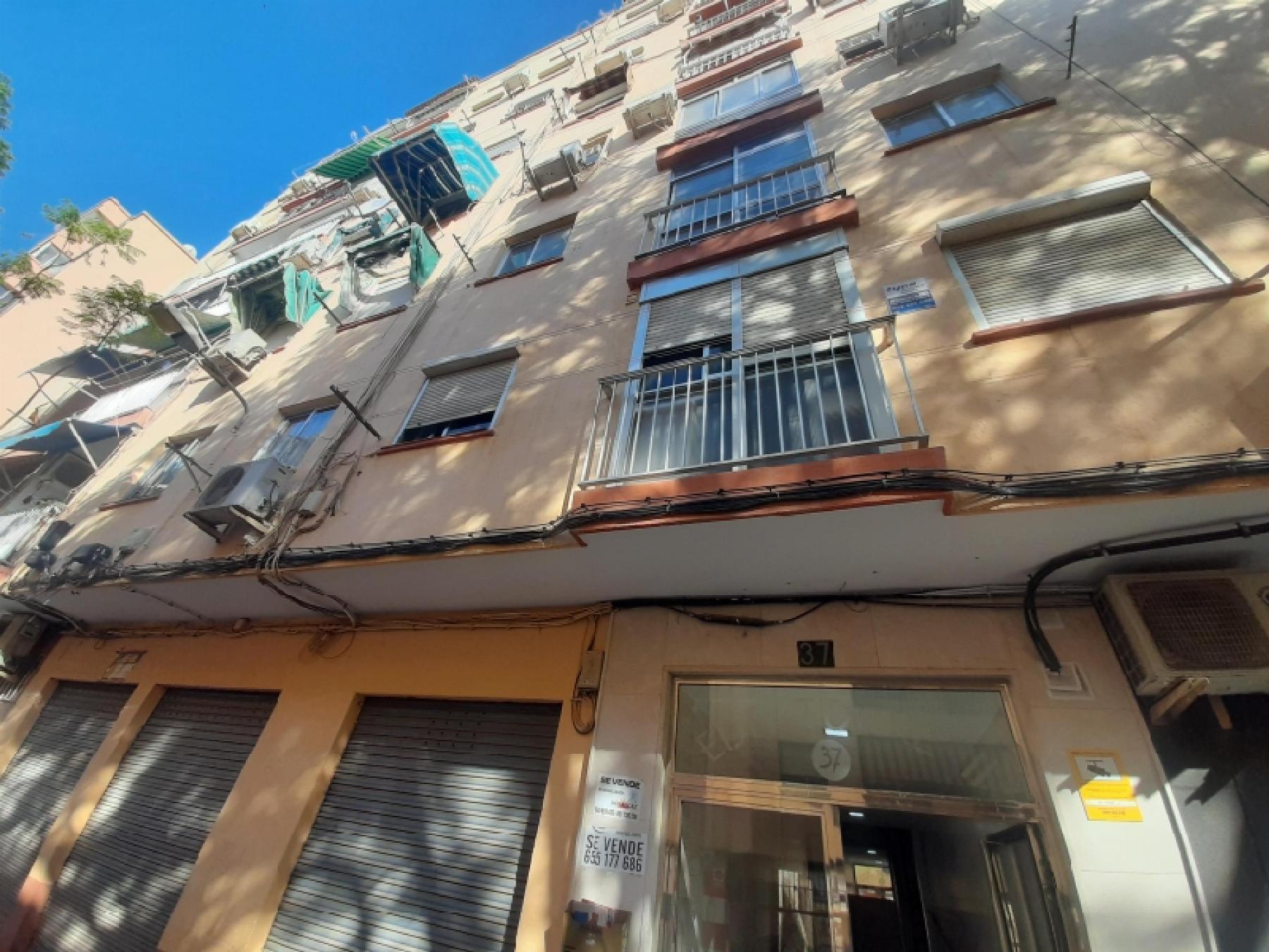 For sale of flat in Almería