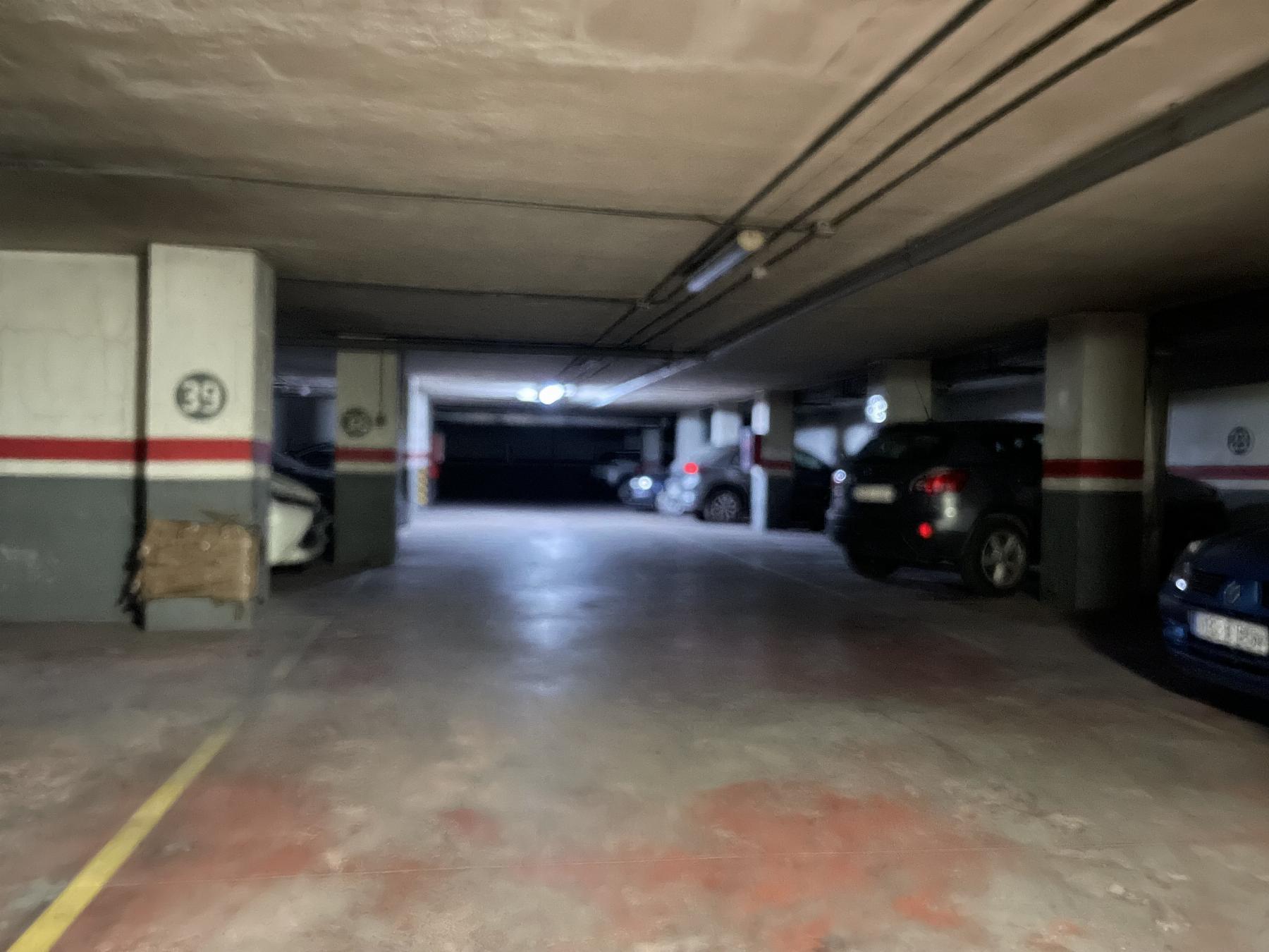 For sale of flat in Almería