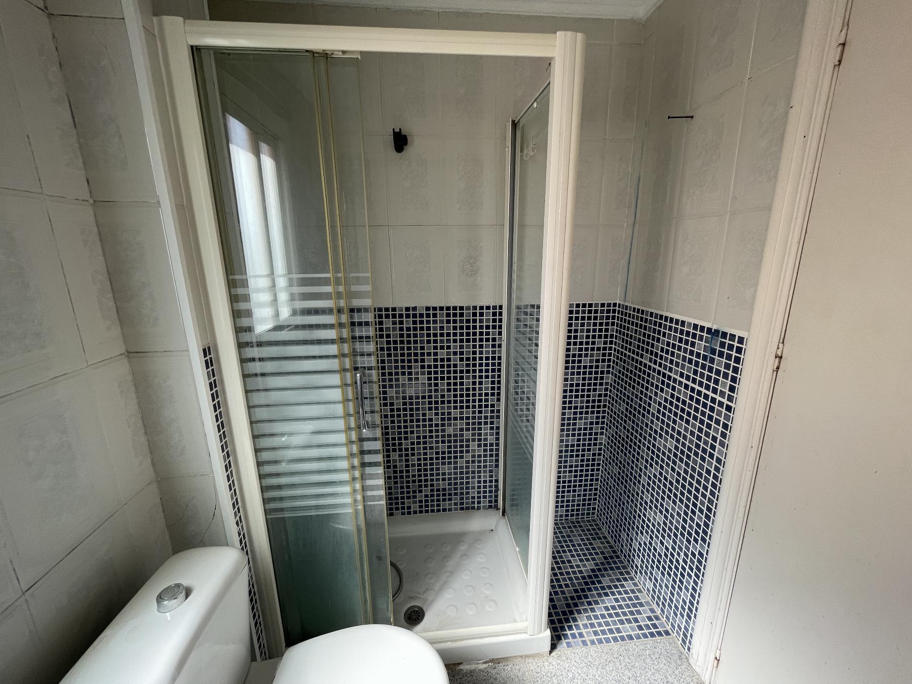 For sale of flat in Almería