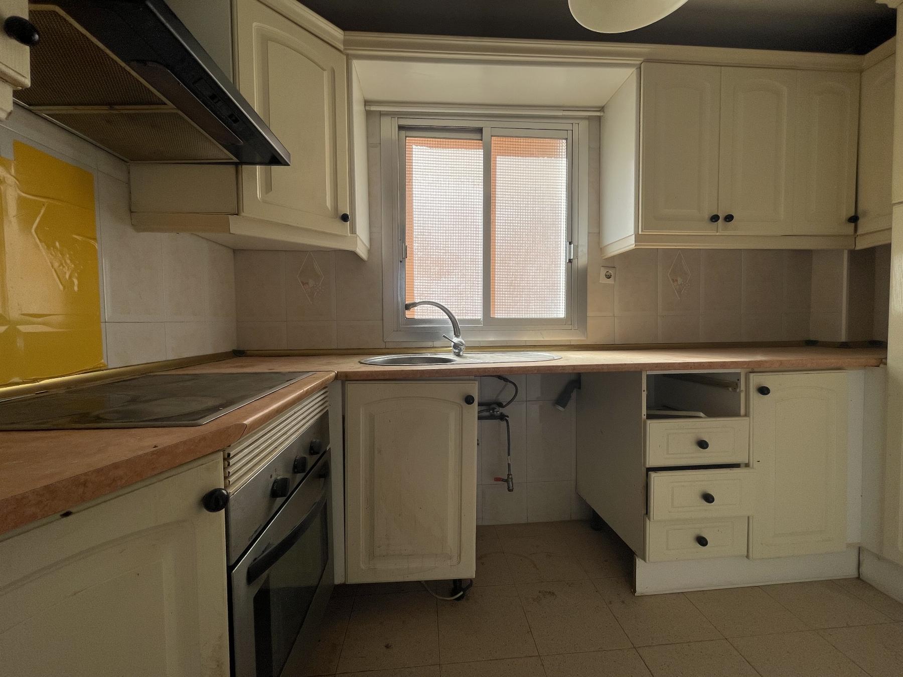 For sale of flat in Almería