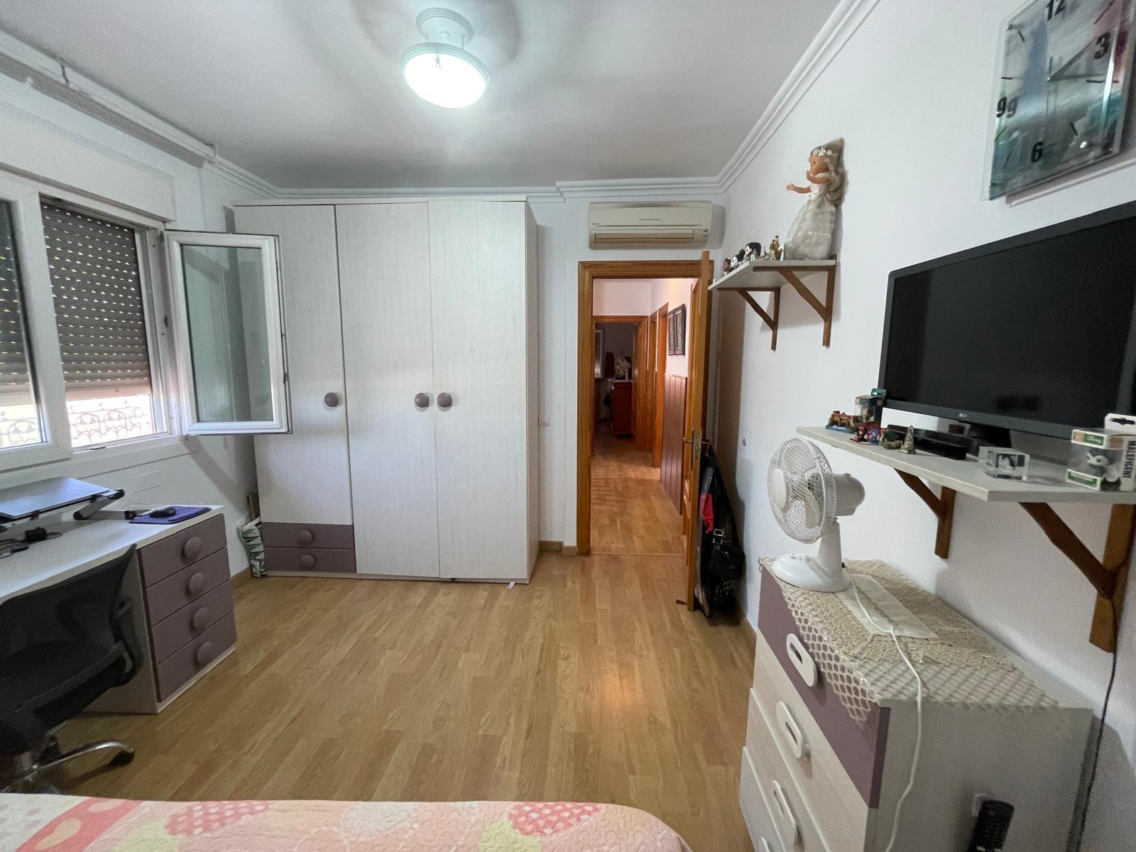 For sale of duplex in El Alquián