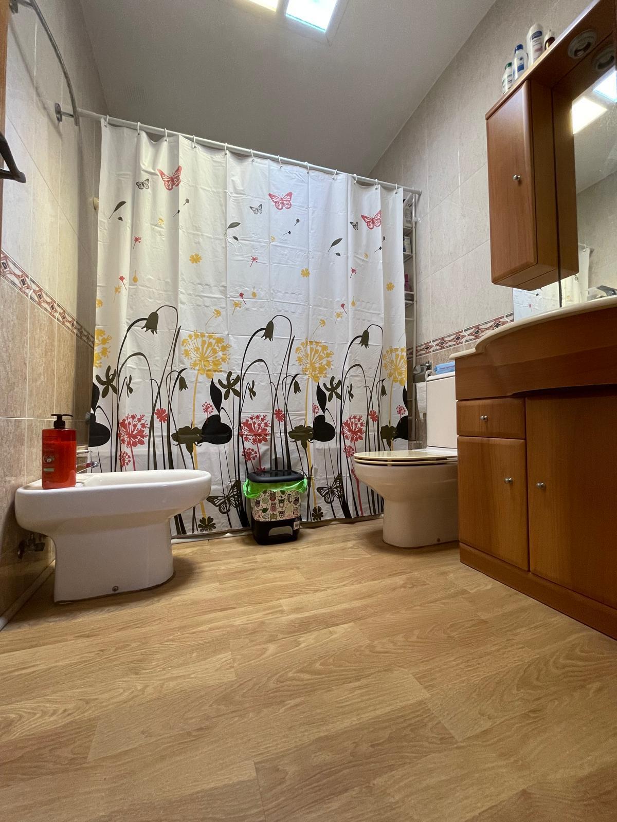 For sale of duplex in El Alquián