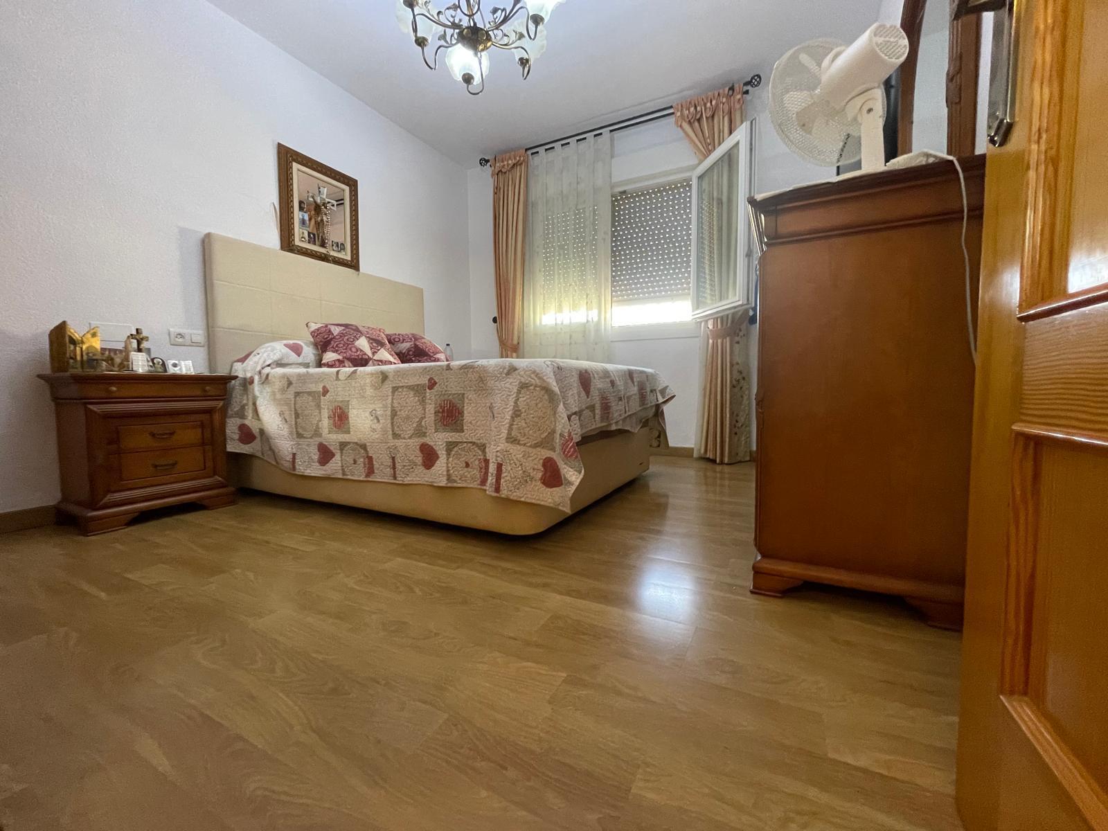 For sale of duplex in El Alquián