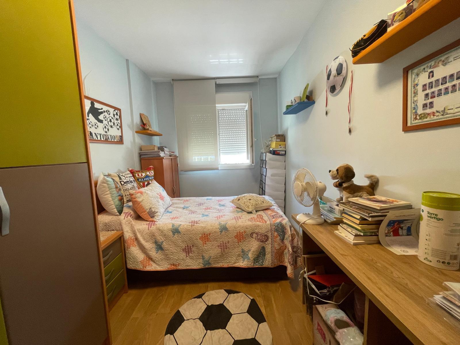 For sale of duplex in El Alquián