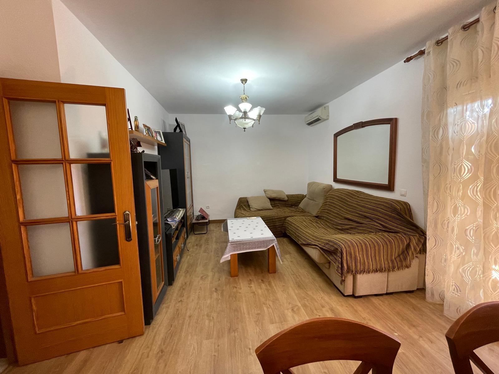 For sale of duplex in El Alquián