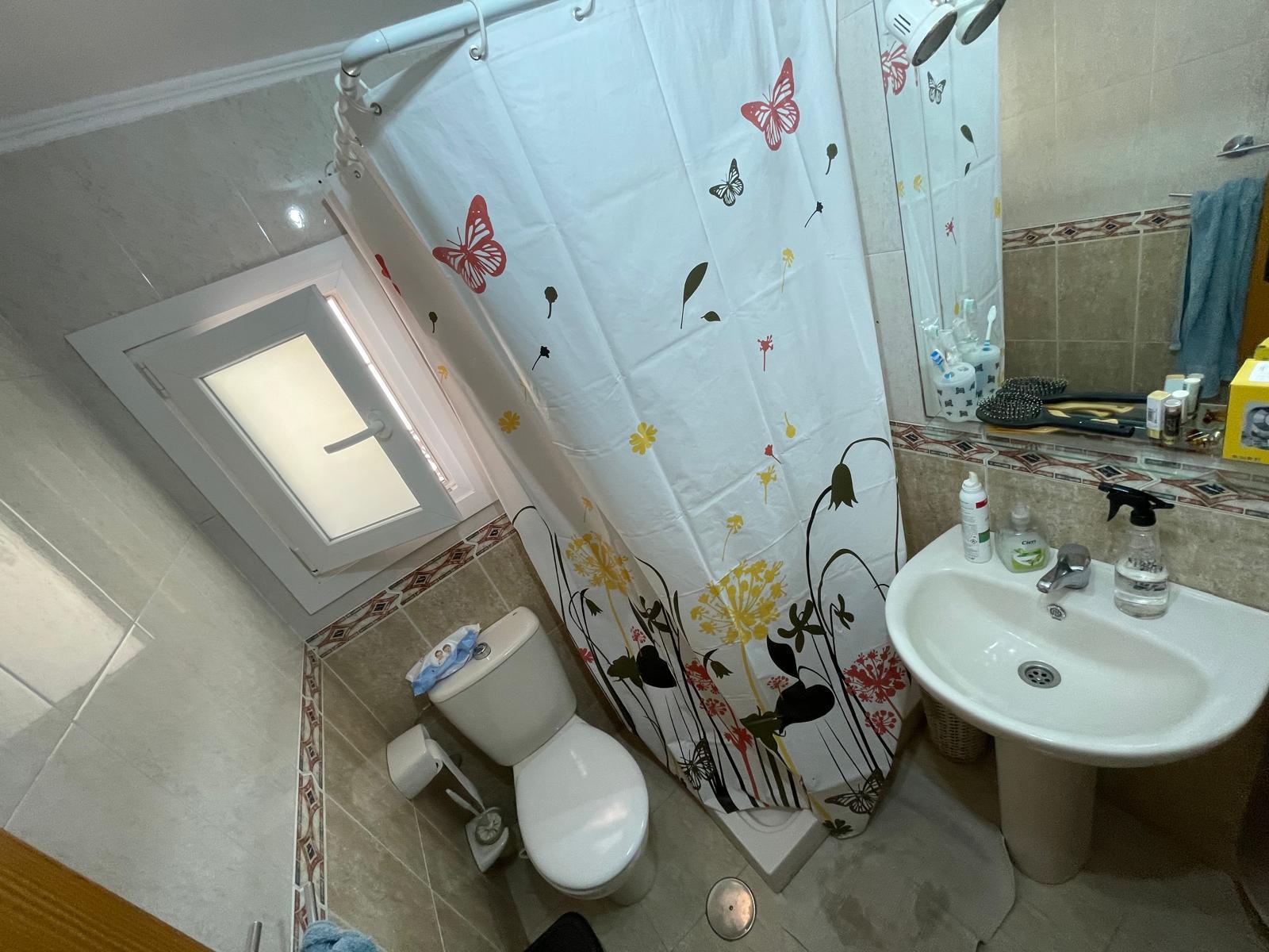 For sale of duplex in El Alquián