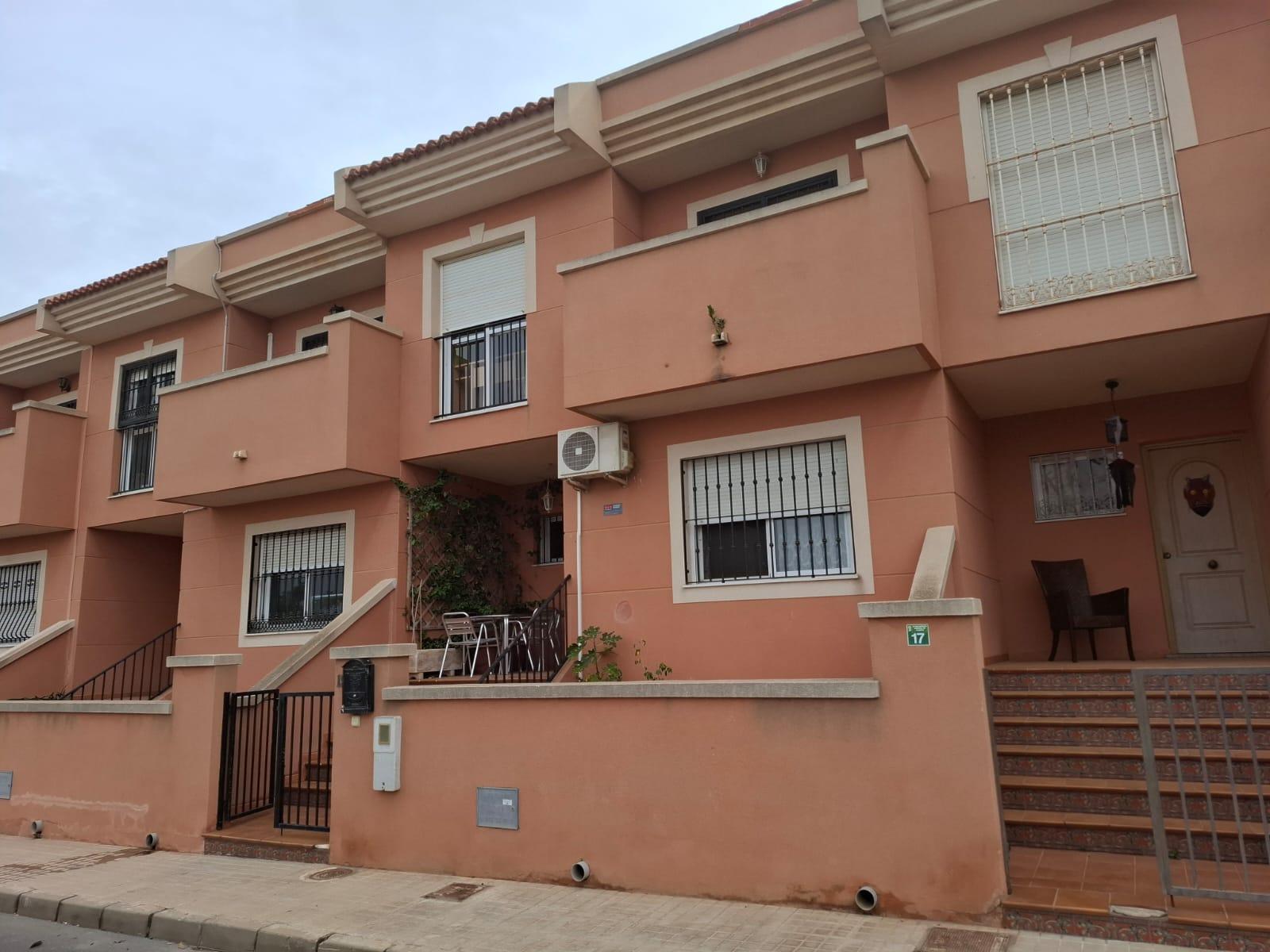 For sale of duplex in Huércal de Almería