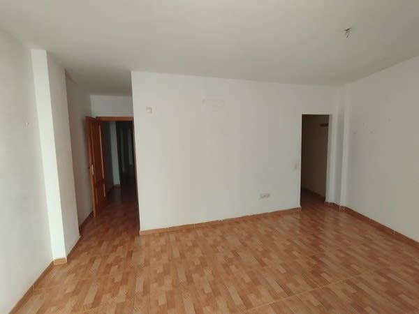 For sale of flat in Almería