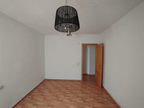 For sale of flat in Almería