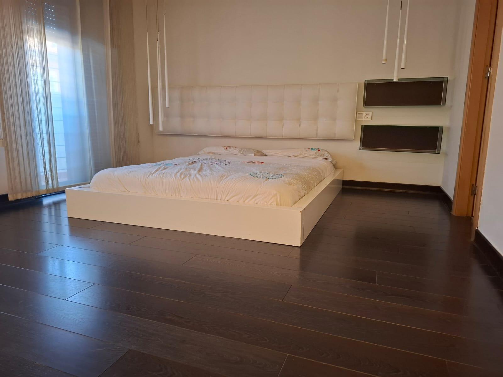 For sale of duplex in Roquetas de Mar