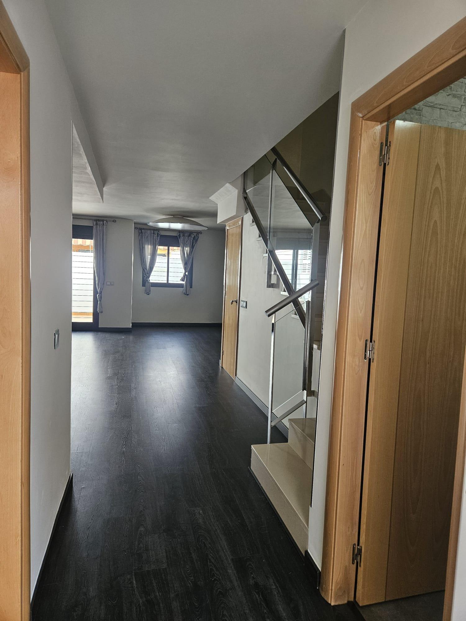 For sale of duplex in Roquetas de Mar