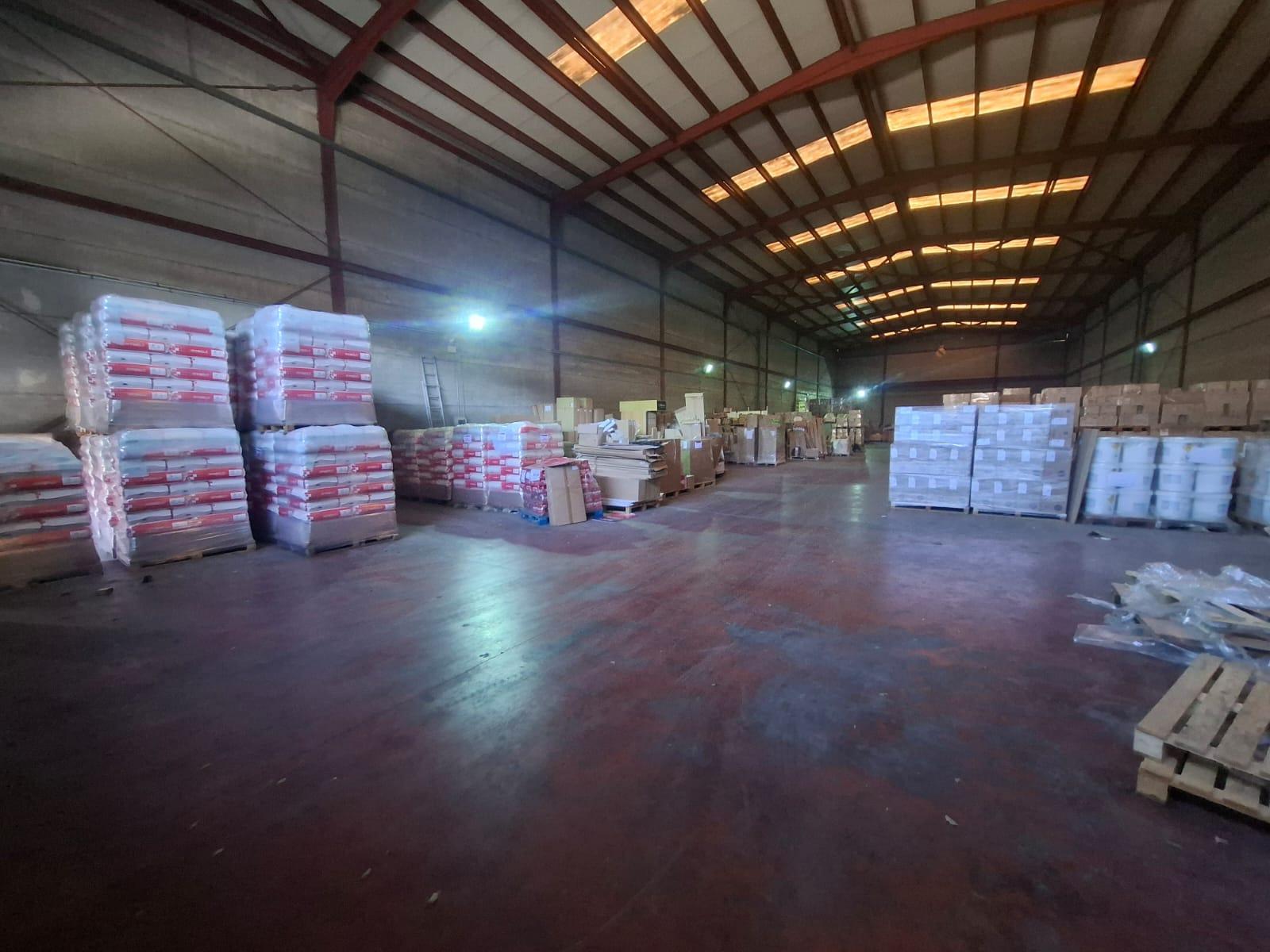For sale of industrial plant/warehouse in Huércal de Almería