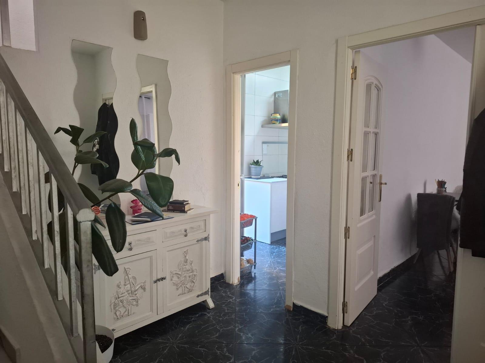 For sale of duplex in Roquetas de Mar