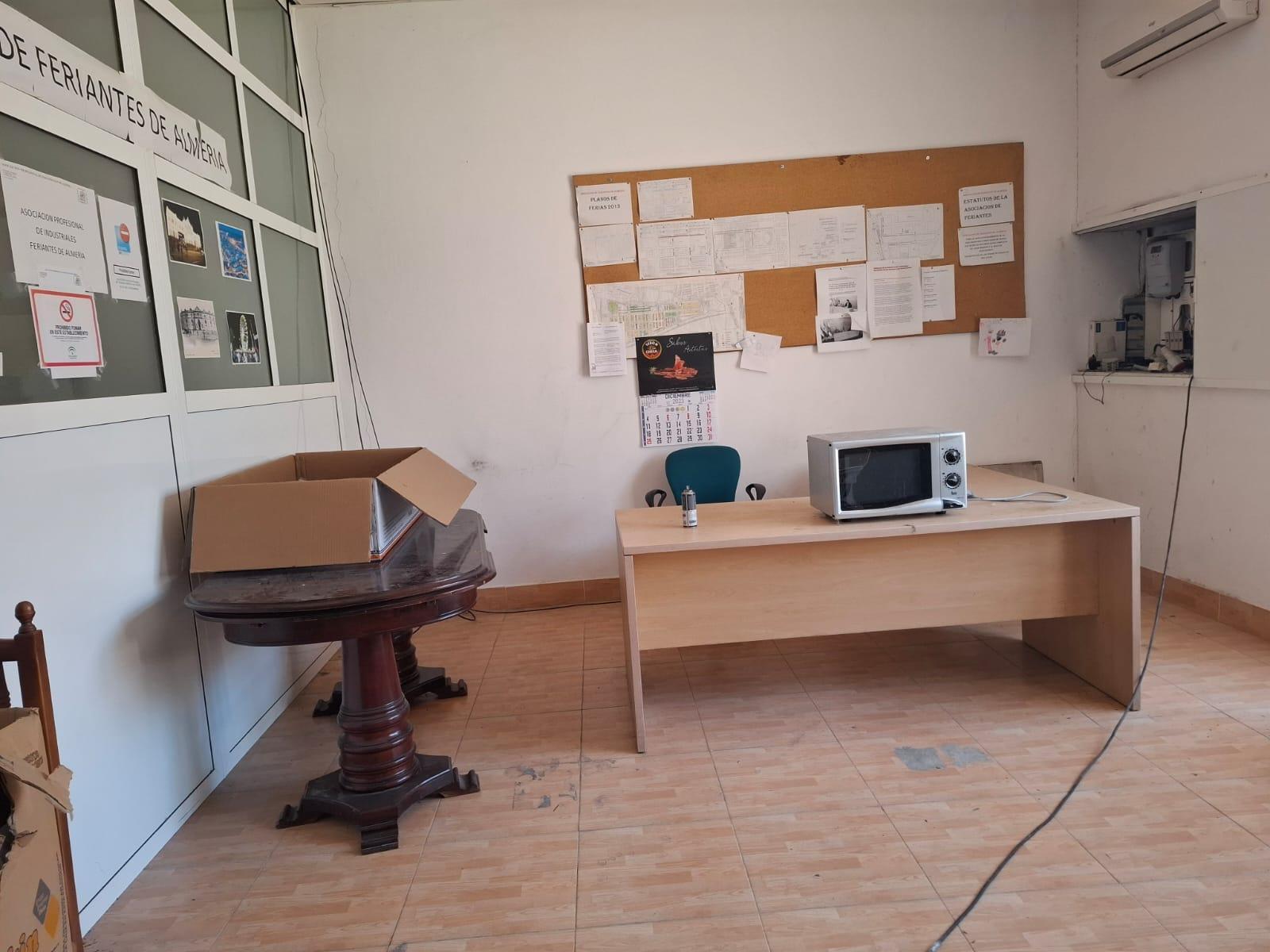 For sale of commercial in Huércal de Almería