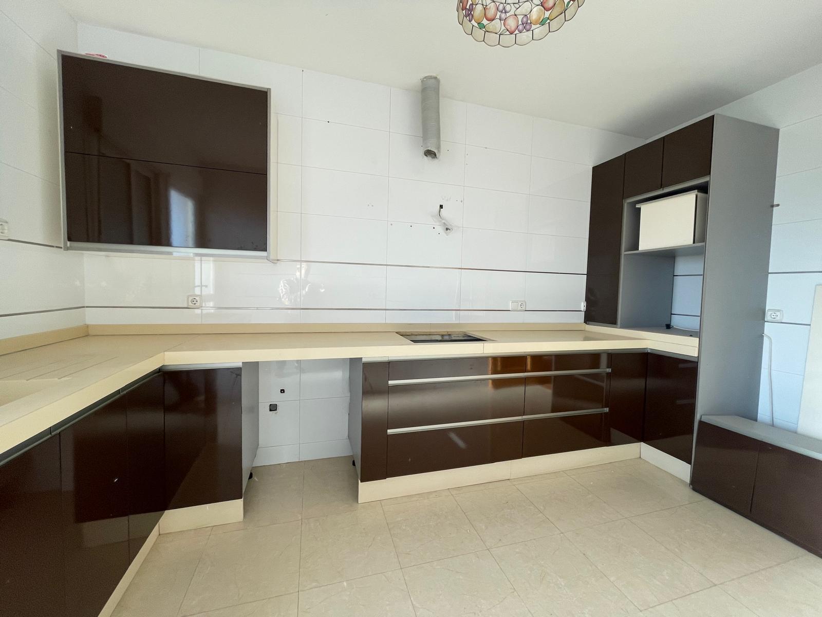 For sale of flat in Almería