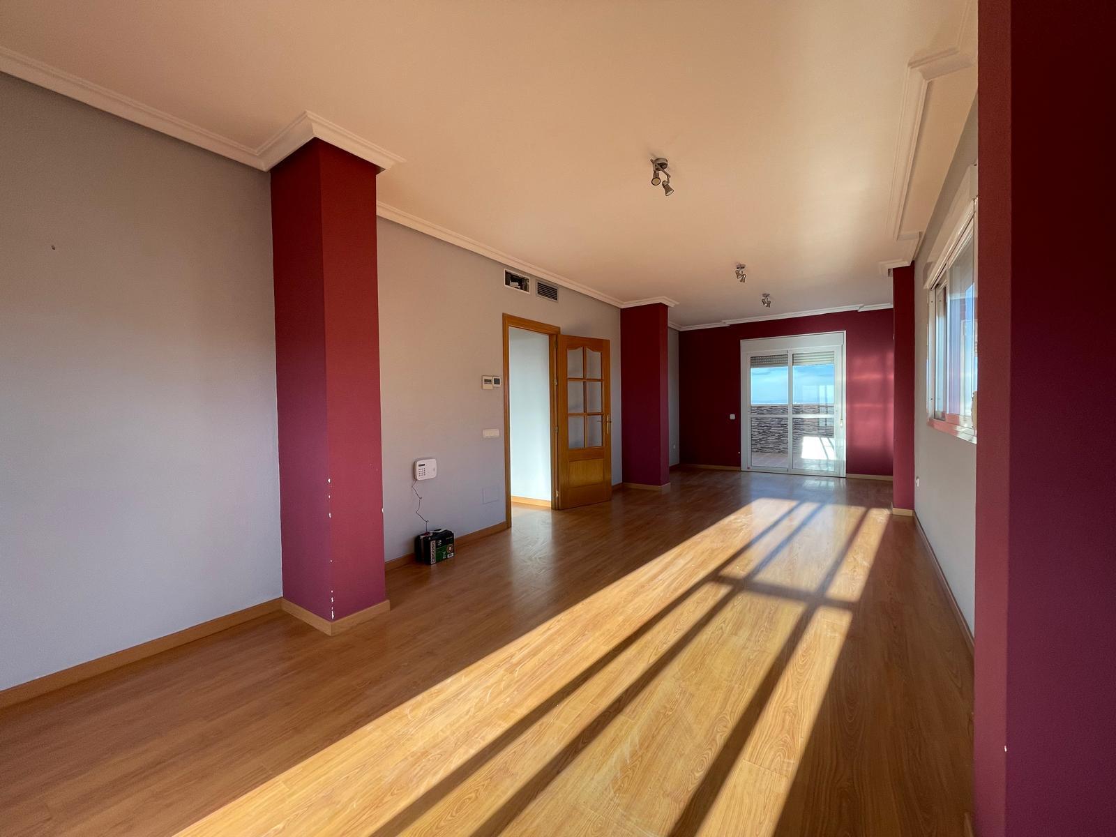 For sale of flat in Almería