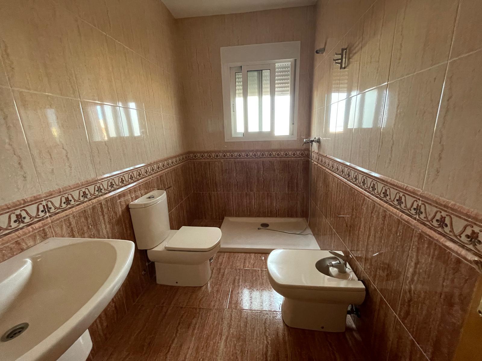 For sale of flat in Almería