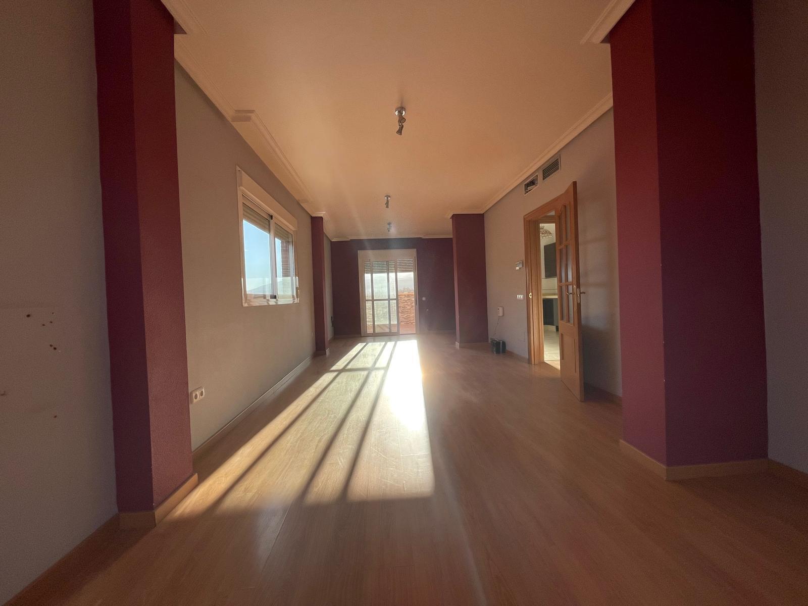 For sale of flat in Almería