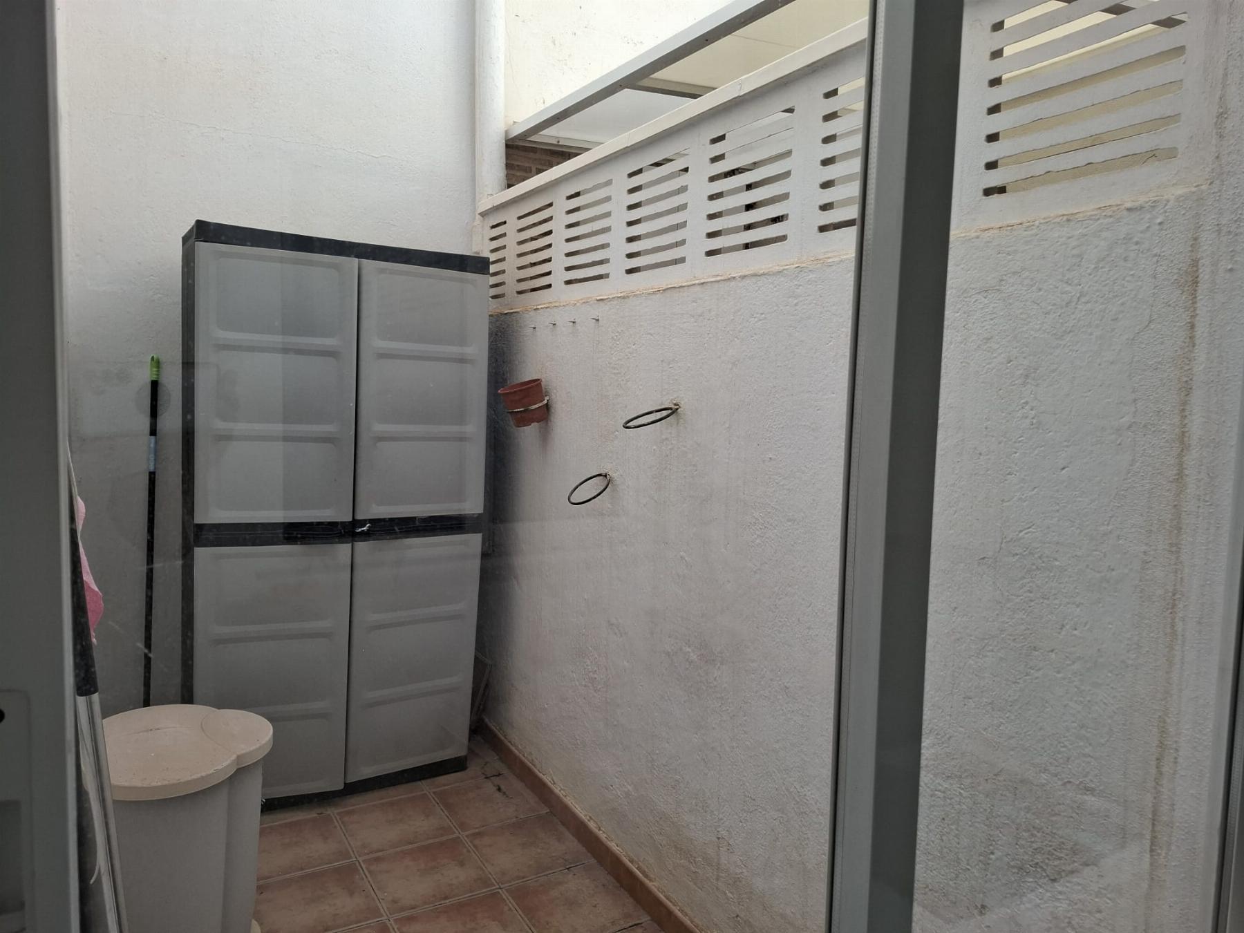 For sale of flat in Benahadux