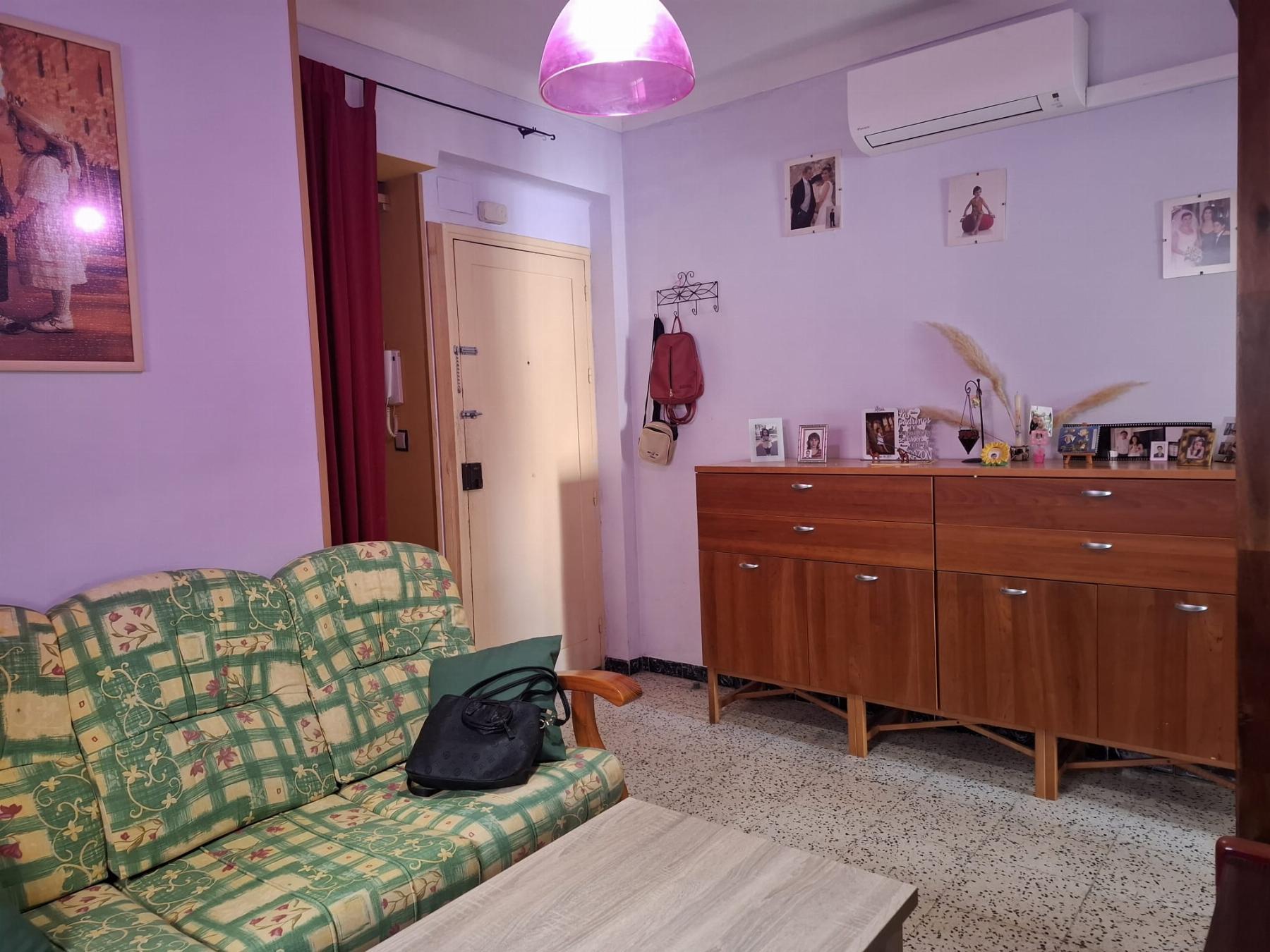 For sale of flat in Benahadux