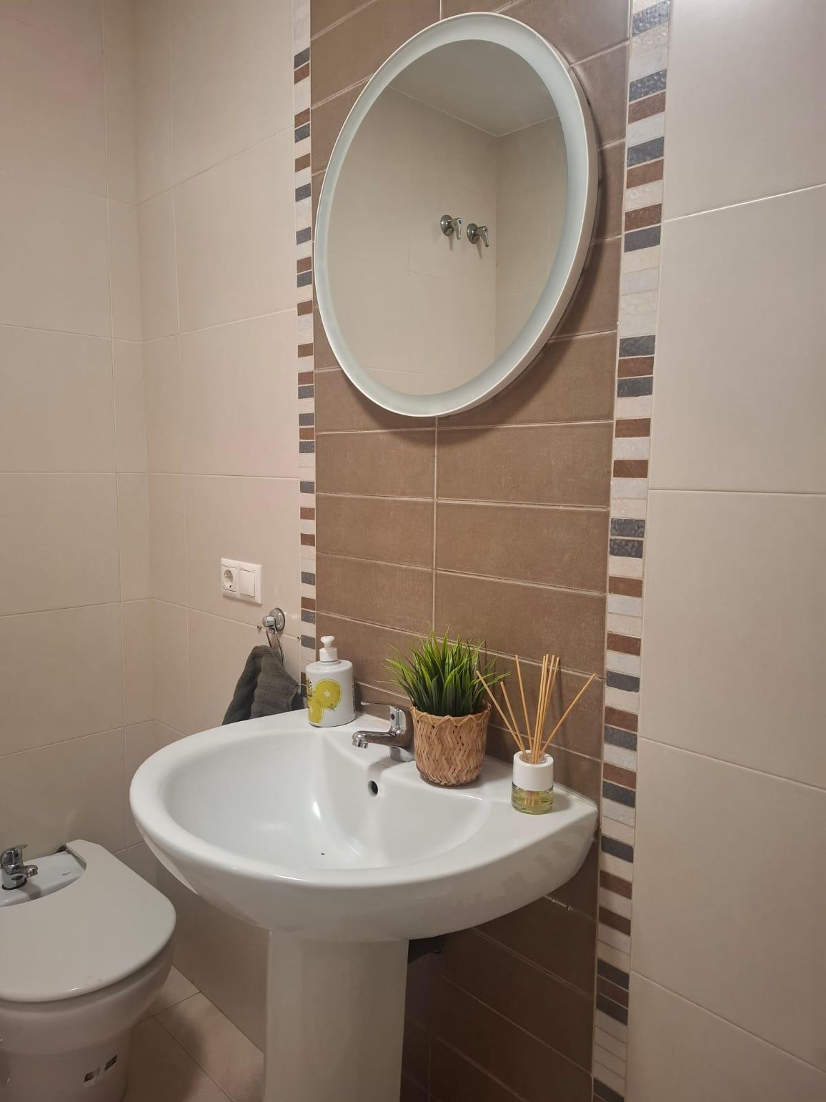 For sale of flat in Roquetas de Mar