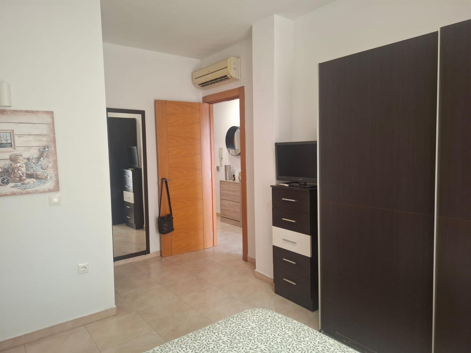 For sale of flat in Roquetas de Mar