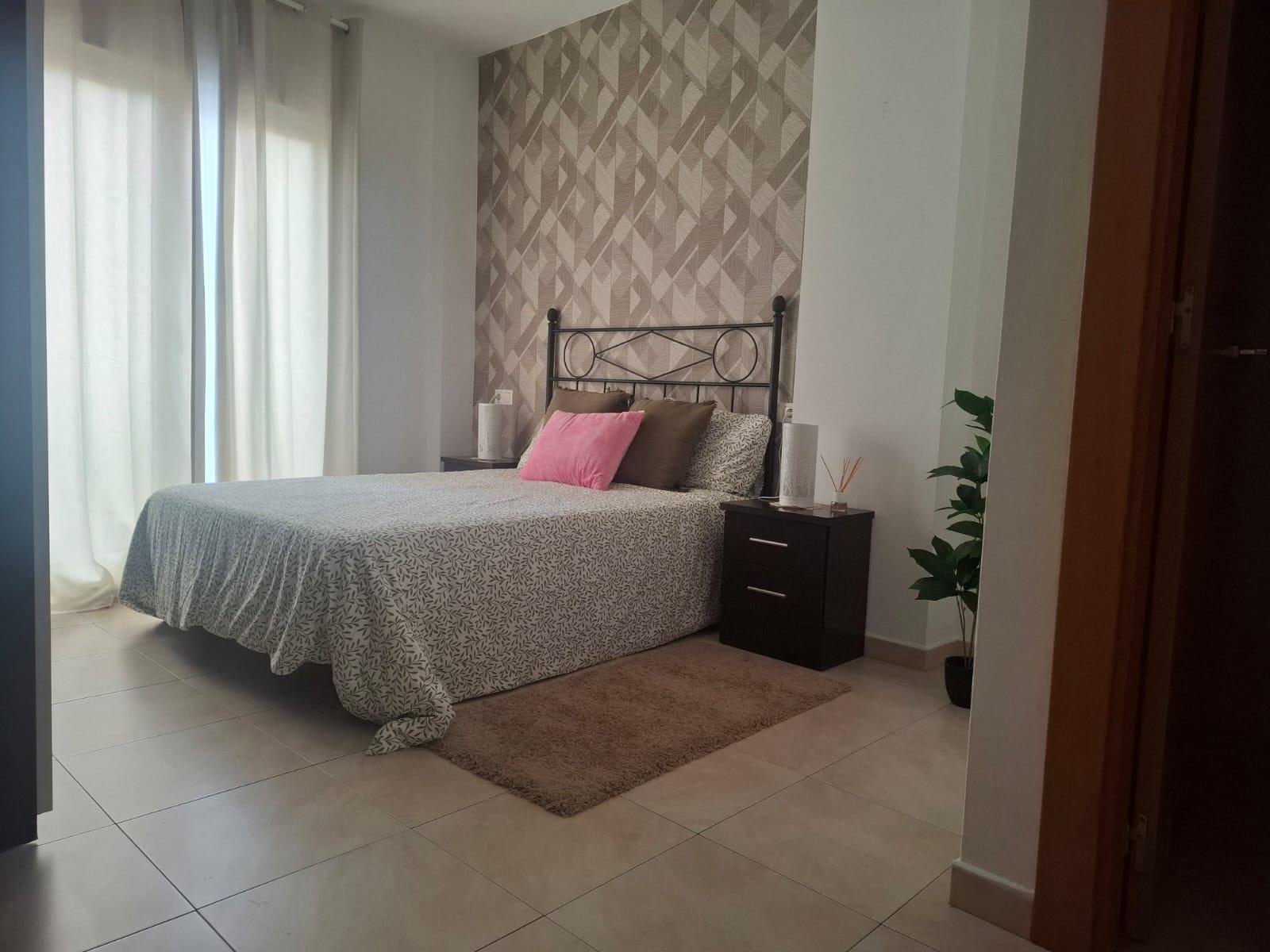 For sale of flat in Roquetas de Mar