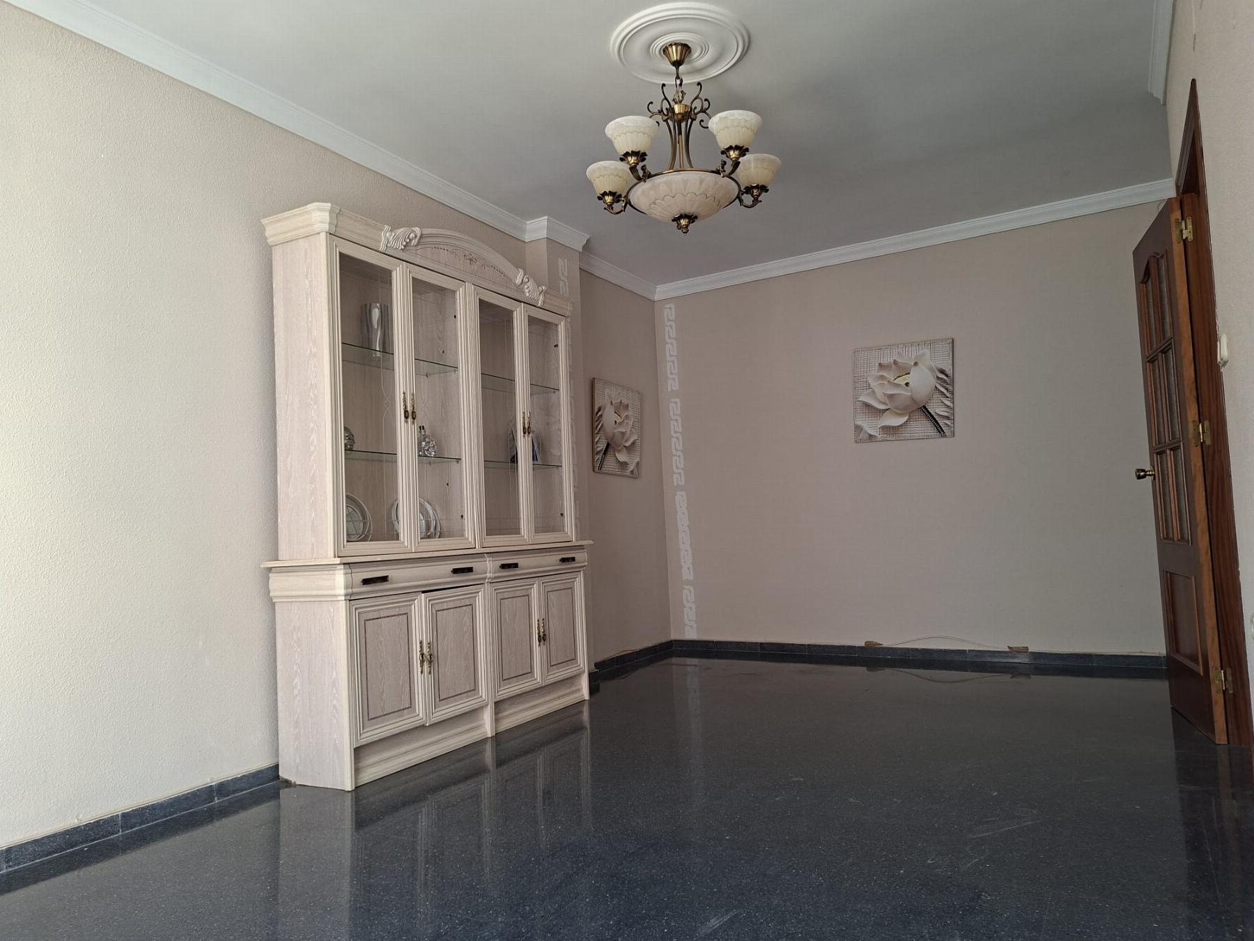 Venta de casa en Motril