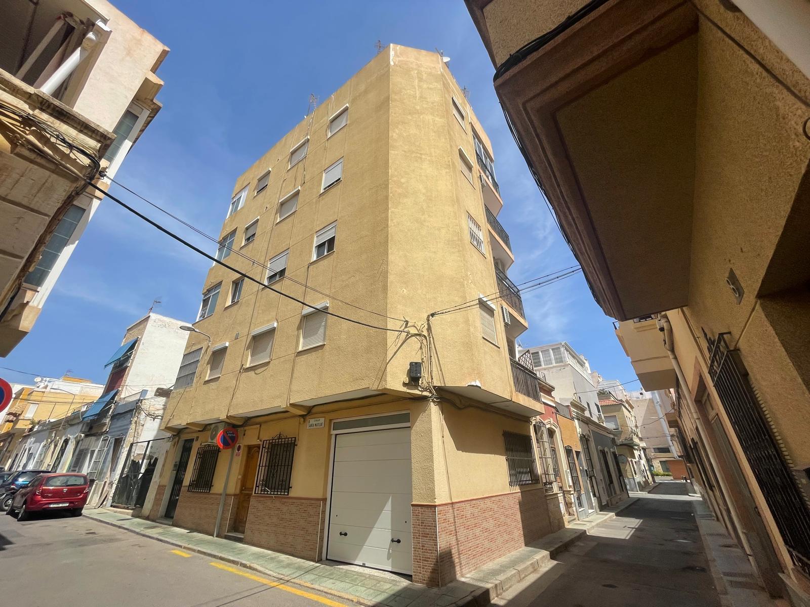 Venta de piso en Almería