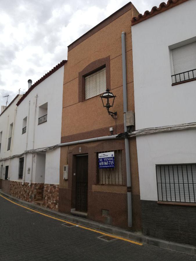 For sale of house in Abla