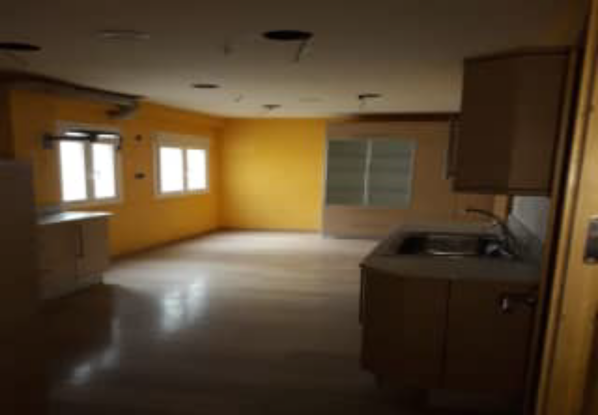 For sale of flat in Almería