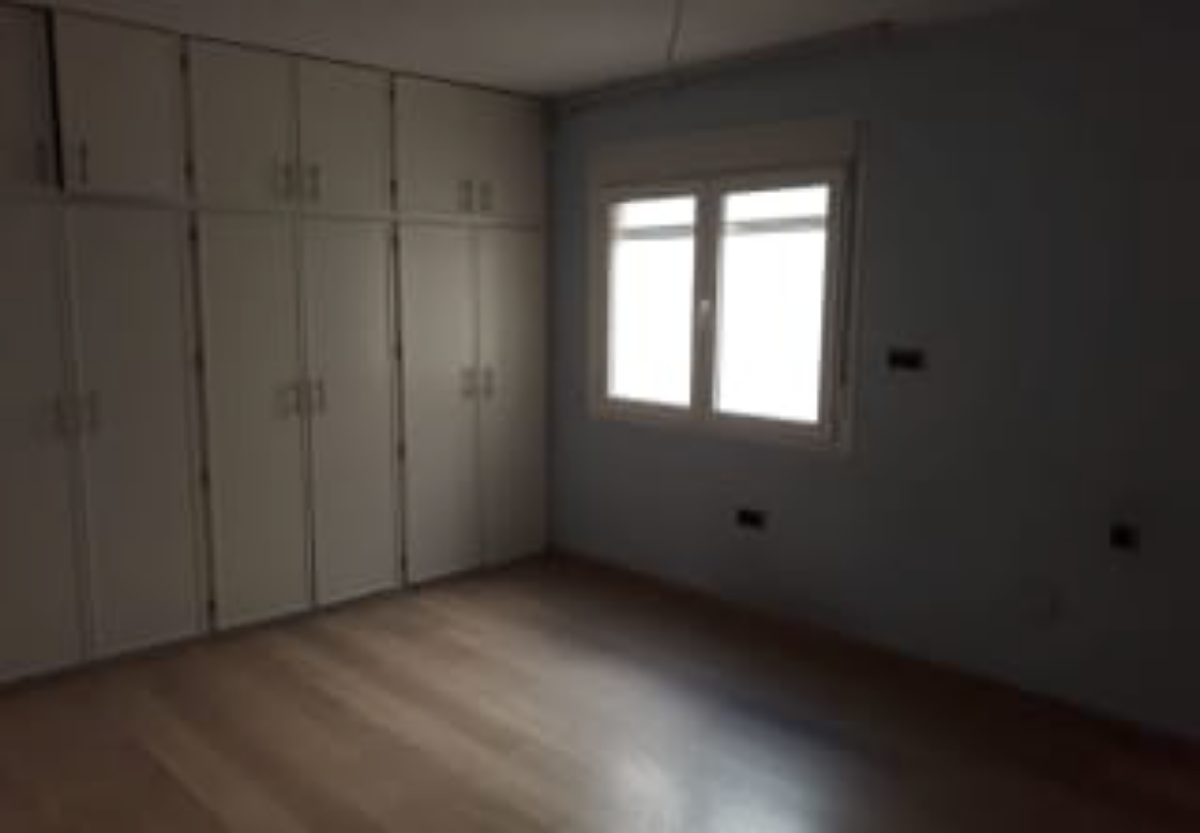 For sale of flat in Almería