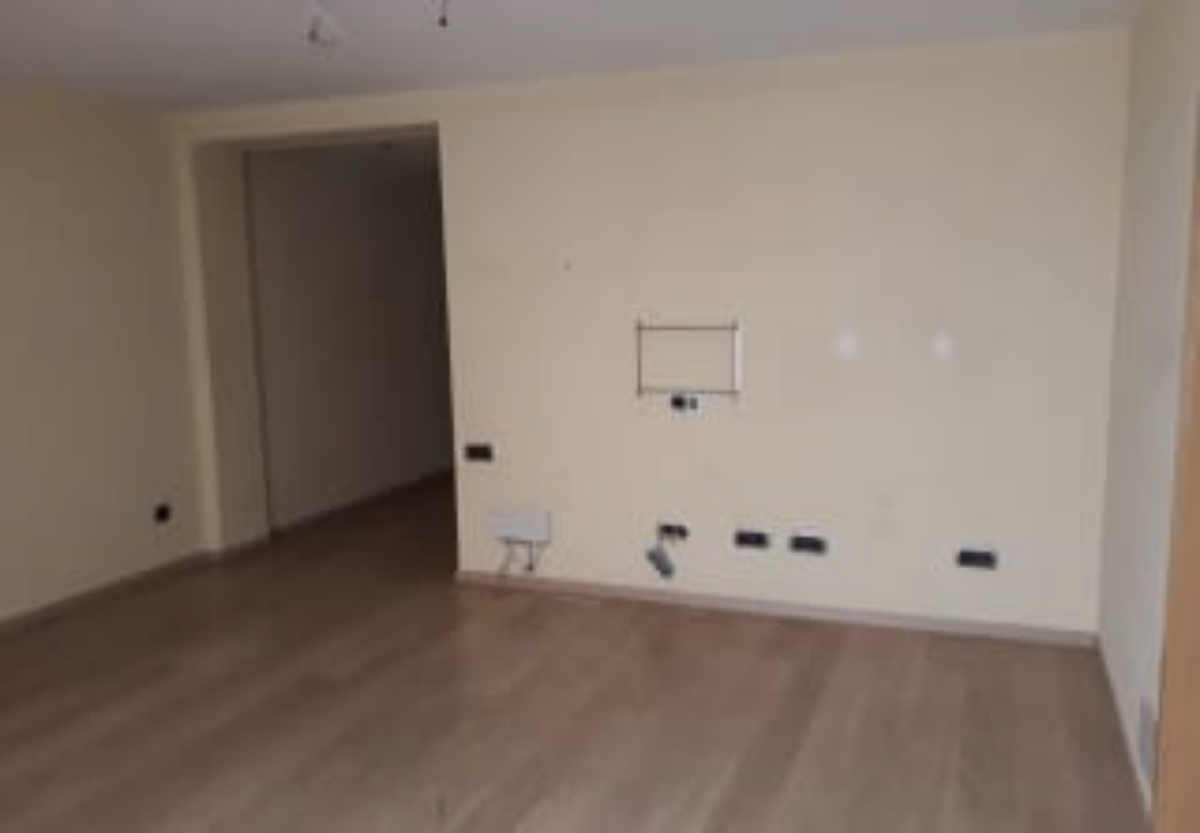 For sale of flat in Almería