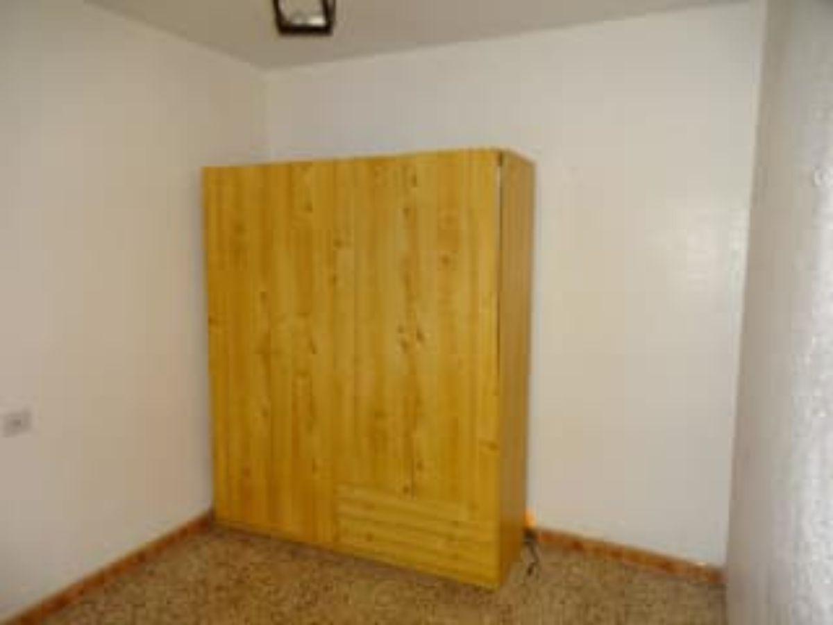 For sale of flat in Almería