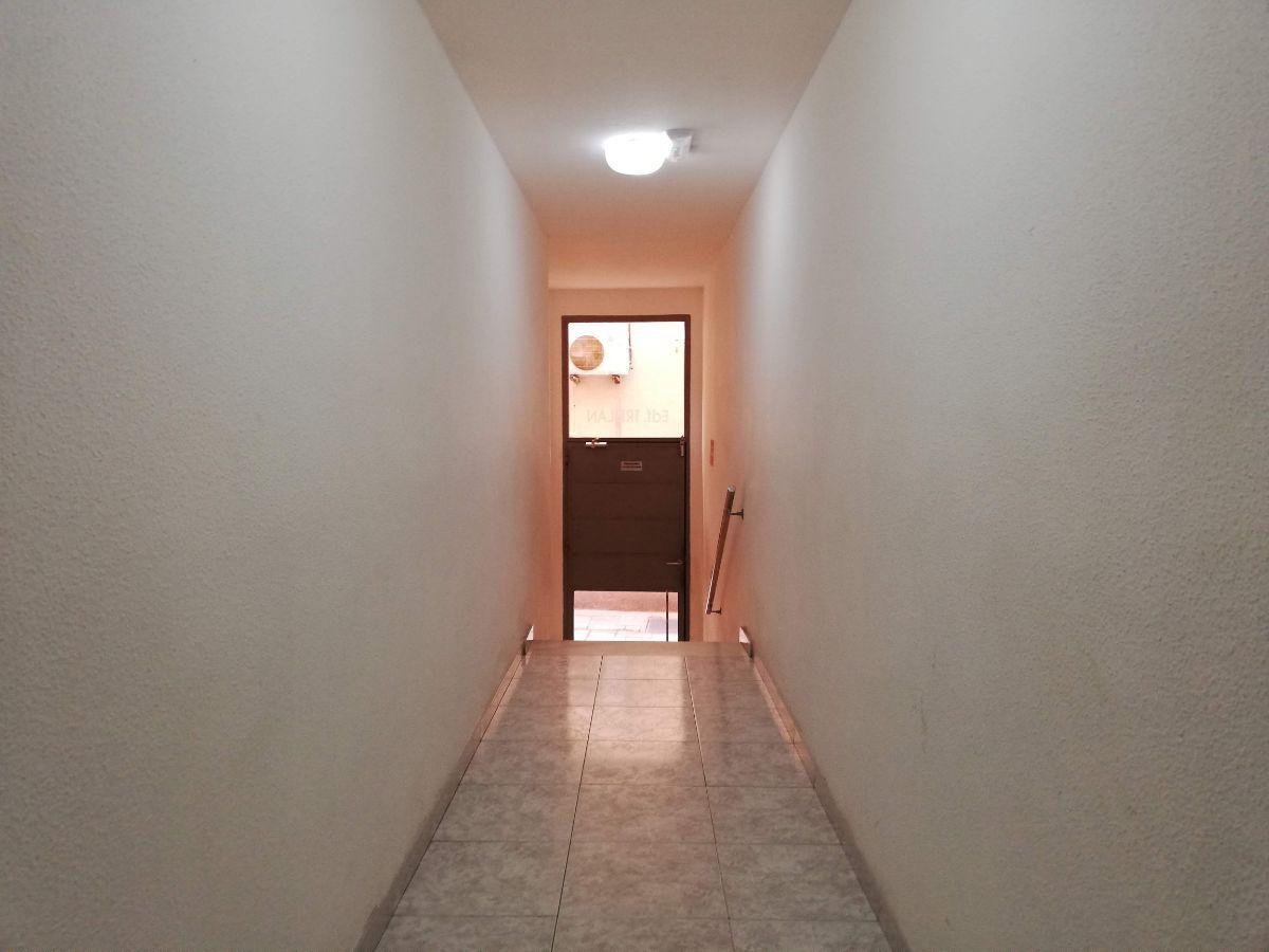 For sale of flat in Almería