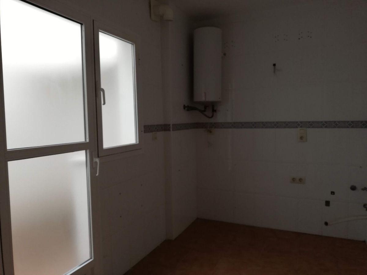 For sale of flat in Almería