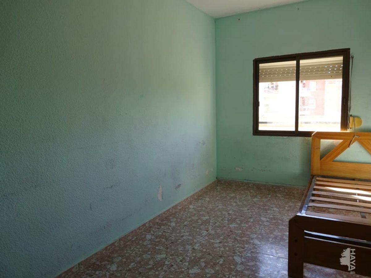 For sale of flat in Almería