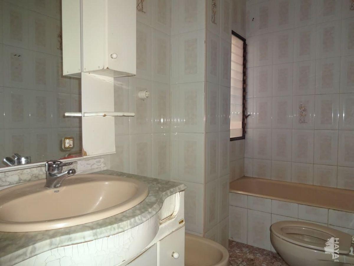 For sale of flat in Almería