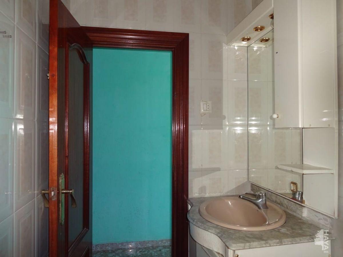 For sale of flat in Almería