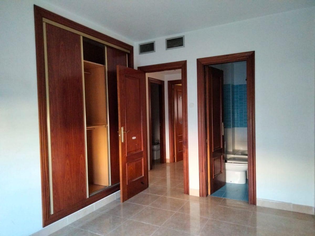 For sale of flat in Viator
