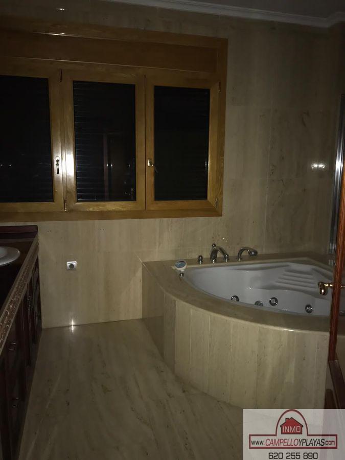 For sale of chalet in Biar
