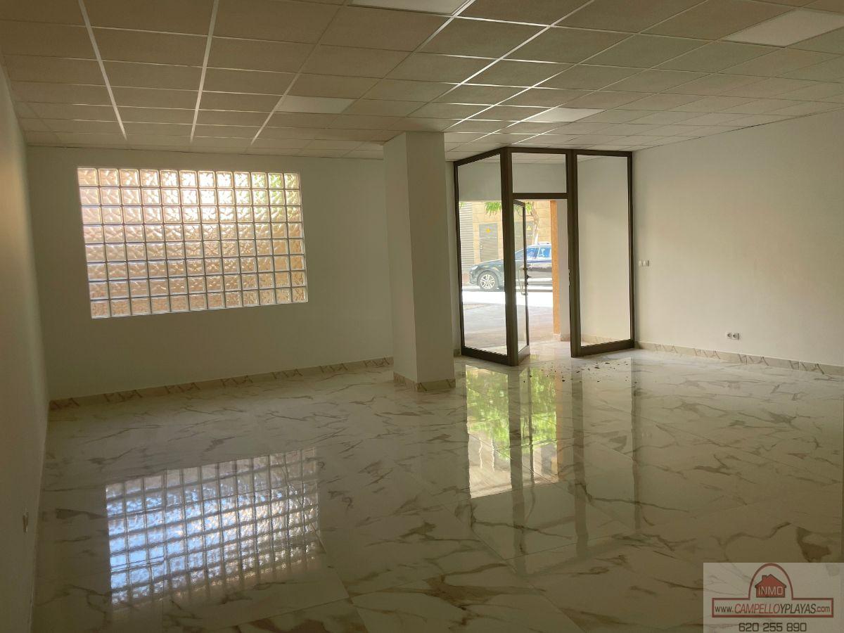For rent of commercial in El Campello