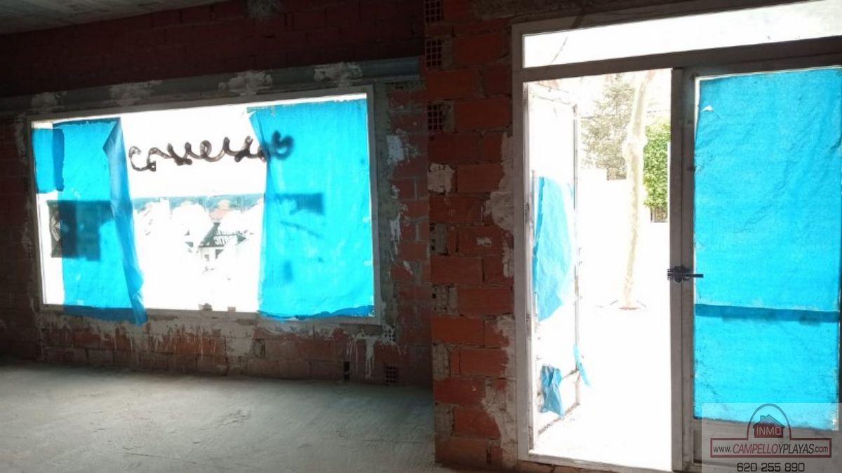 For sale of commercial in Polop