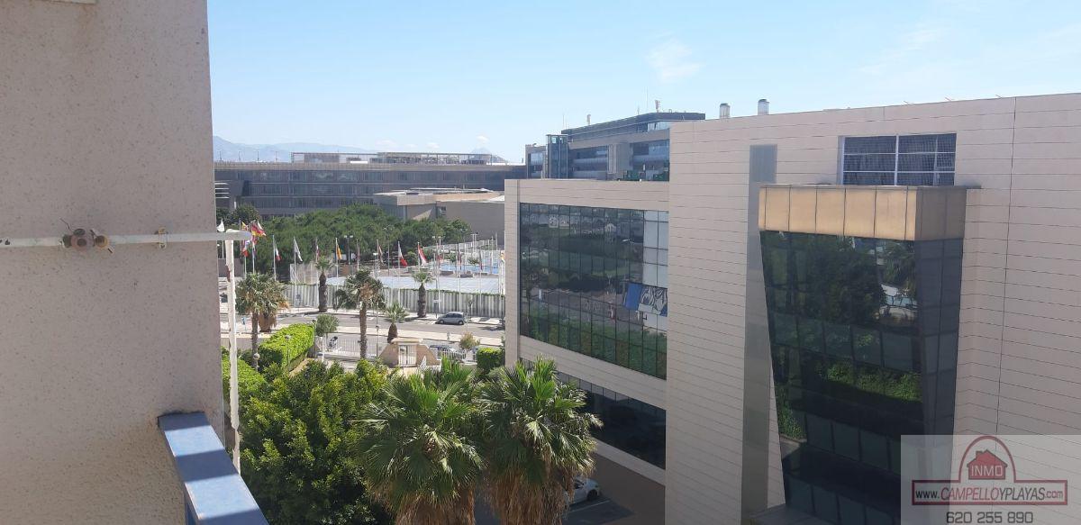 For sale of penthouse in Alicante