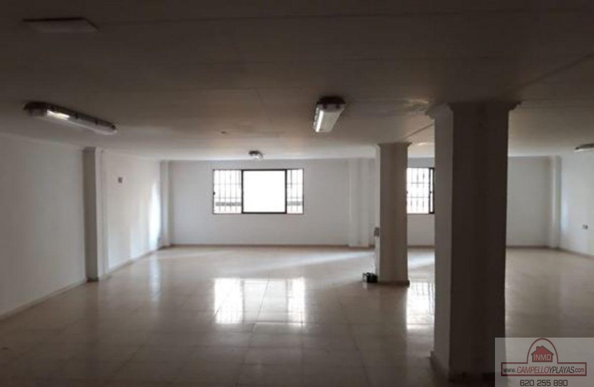 For sale of office in Elda