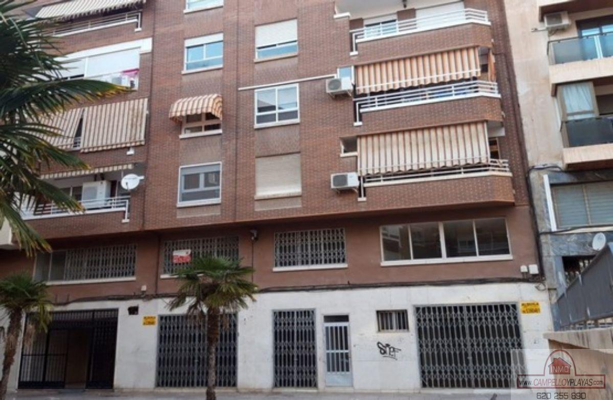For sale of office in Elda