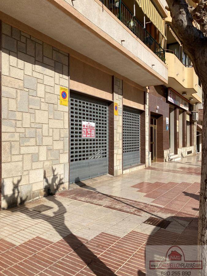 For rent of commercial in El Campello