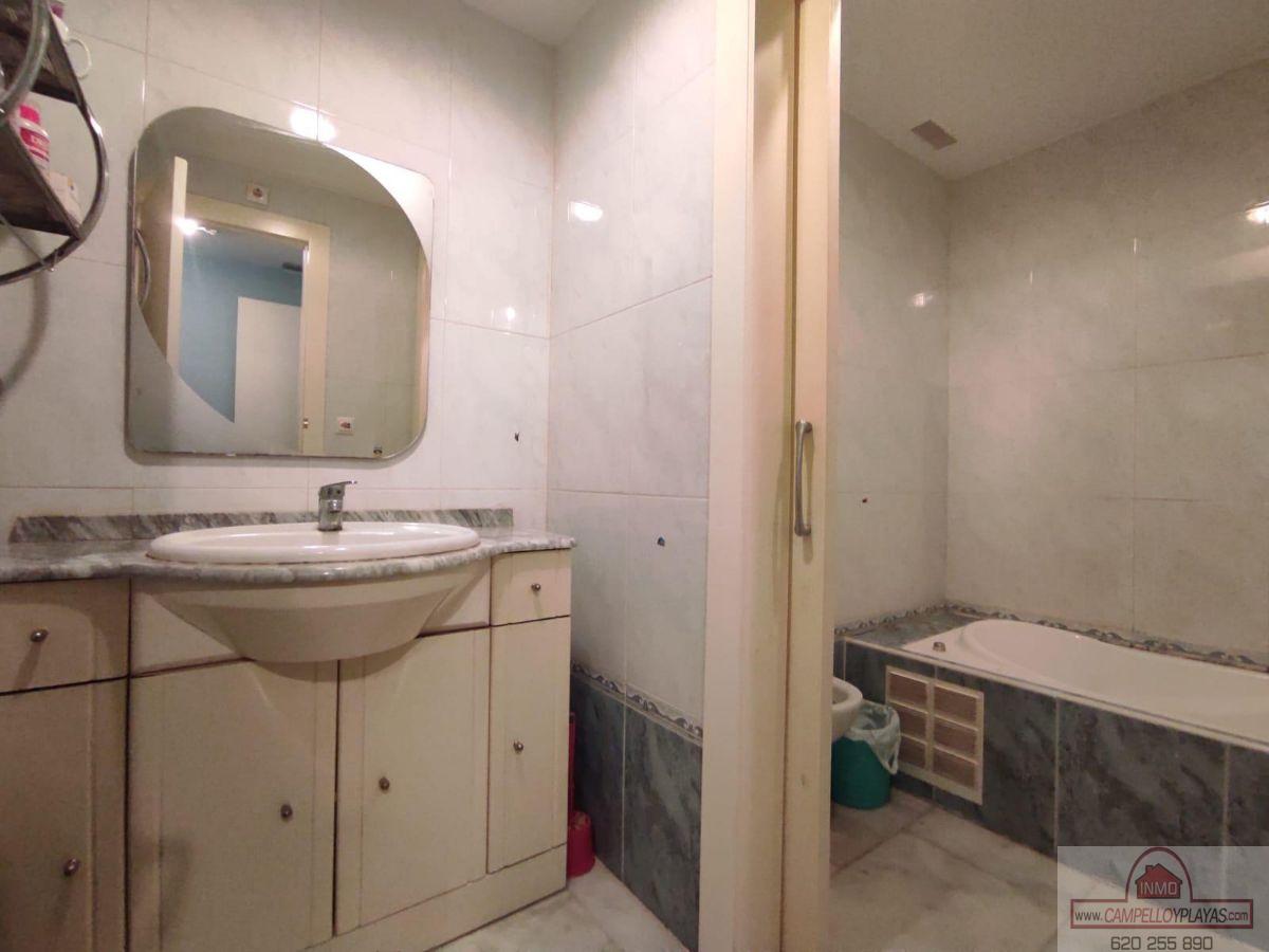 For sale of apartment in Villajoyosa